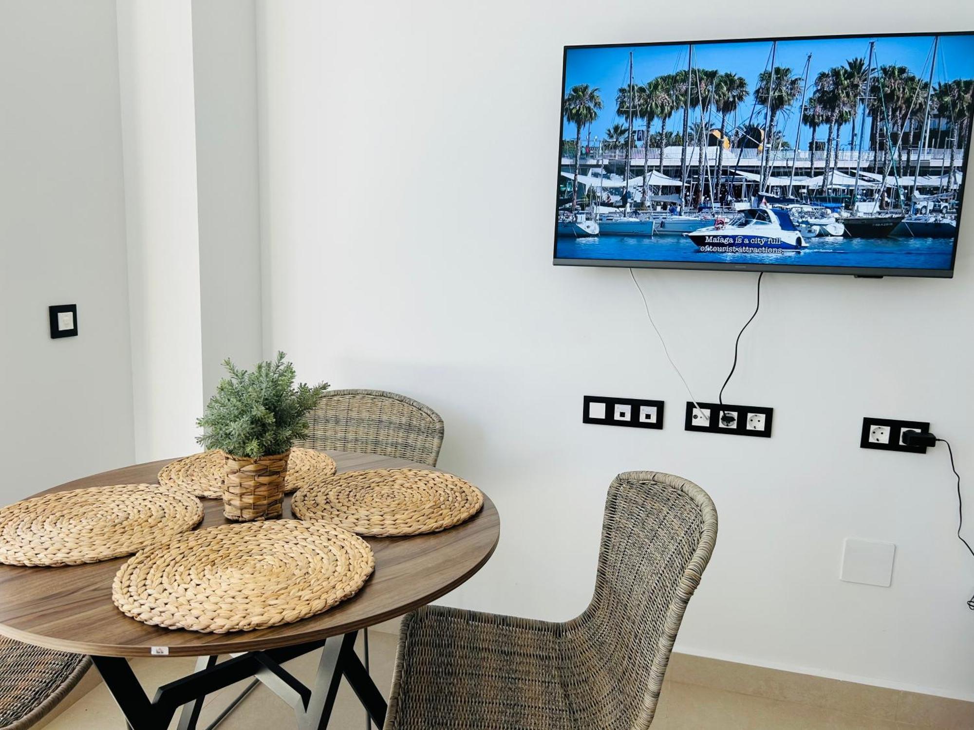 Victoria Beach Premium Malaga Exterior photo